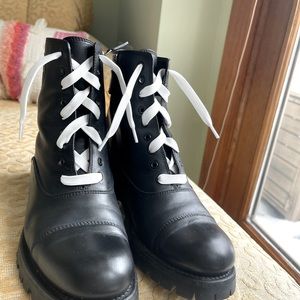 Gucci Combat Boots 37.5 Black Leather